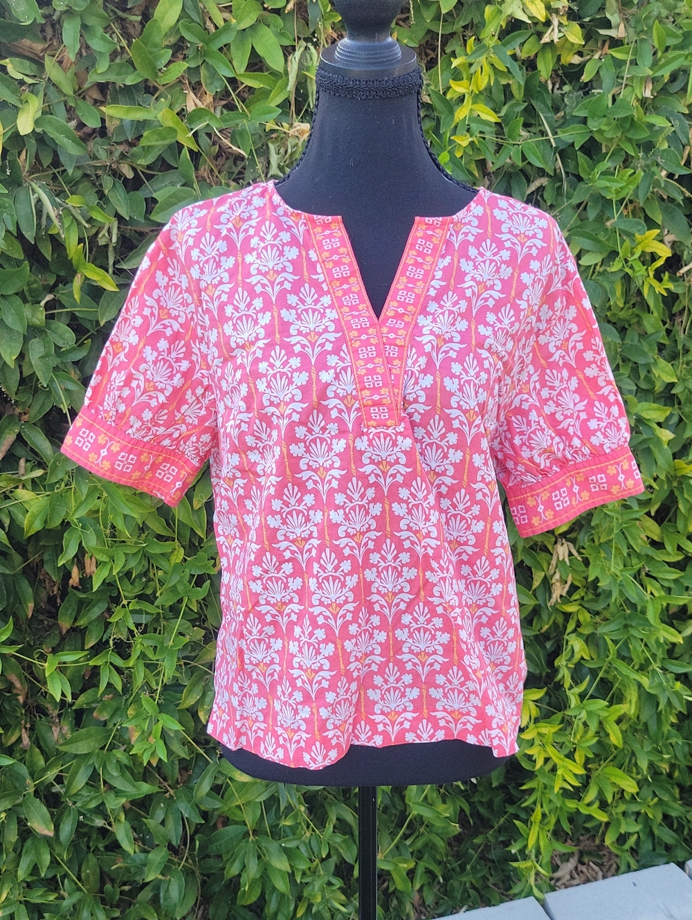 Talbots 100% Cotton Pink and White Floral Split V-Neck Tunic SP